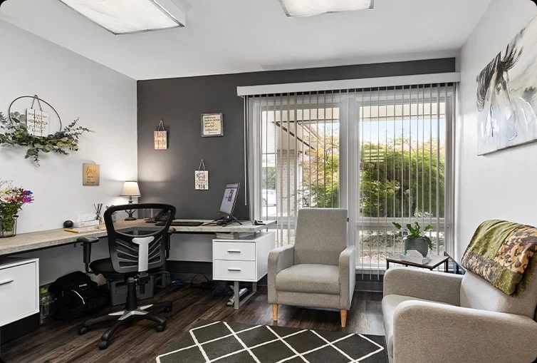 pennsylvania-drug-and-alcohol-detox Private counseling office at Pennsylvania drug and alcohol detox center.