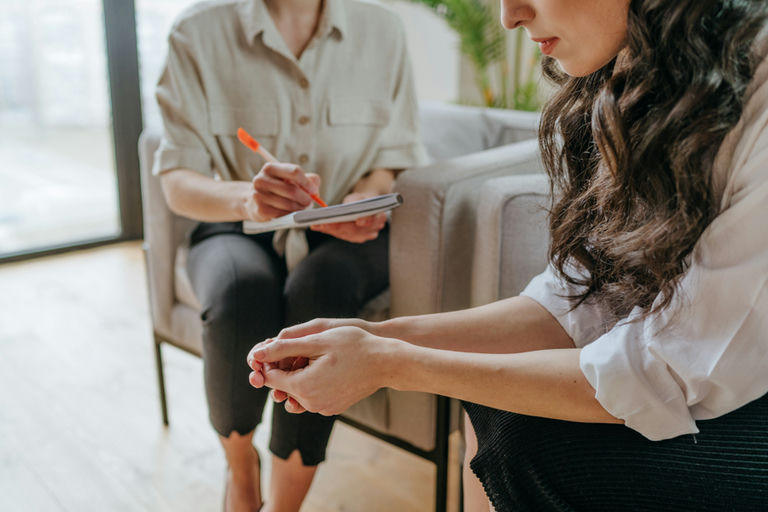 Women’s rehab focuses on gender-specific addiction treatment